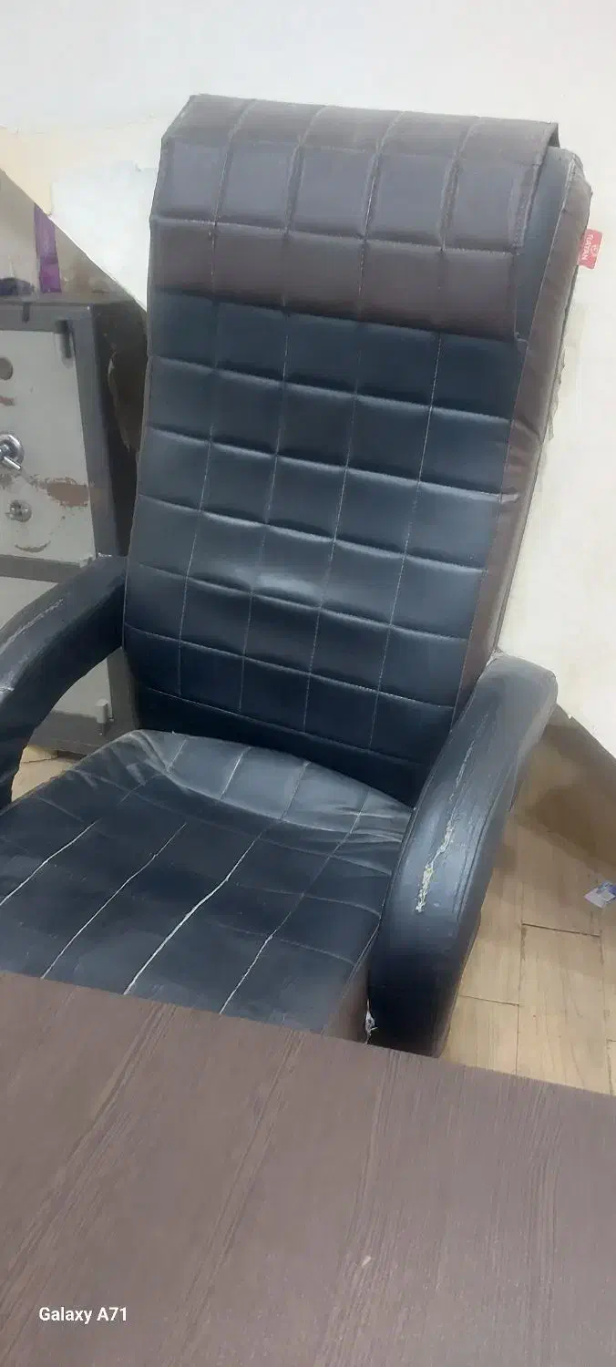 فروش میزوصندلی و 2تامبل تکی|دفتر کار|شوش, |دیوار