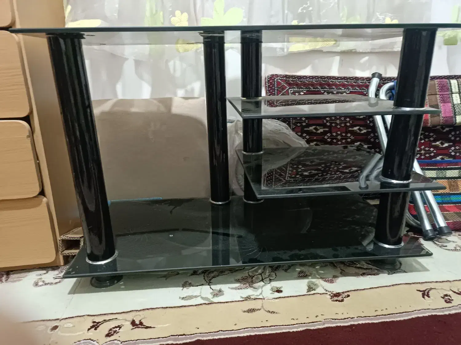 تلویزیون و میز تلویزیون|تلویزیون و پروژکتور|اسفراین, |دیوار