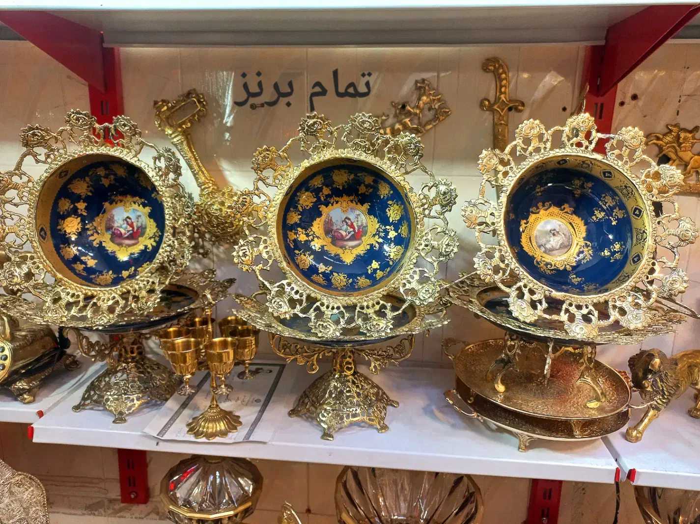 لیلی مجنون برنز اصل بدون آبکاری و طرح|ظروف سرو و پذیرایی|ارومیه, |دیوار