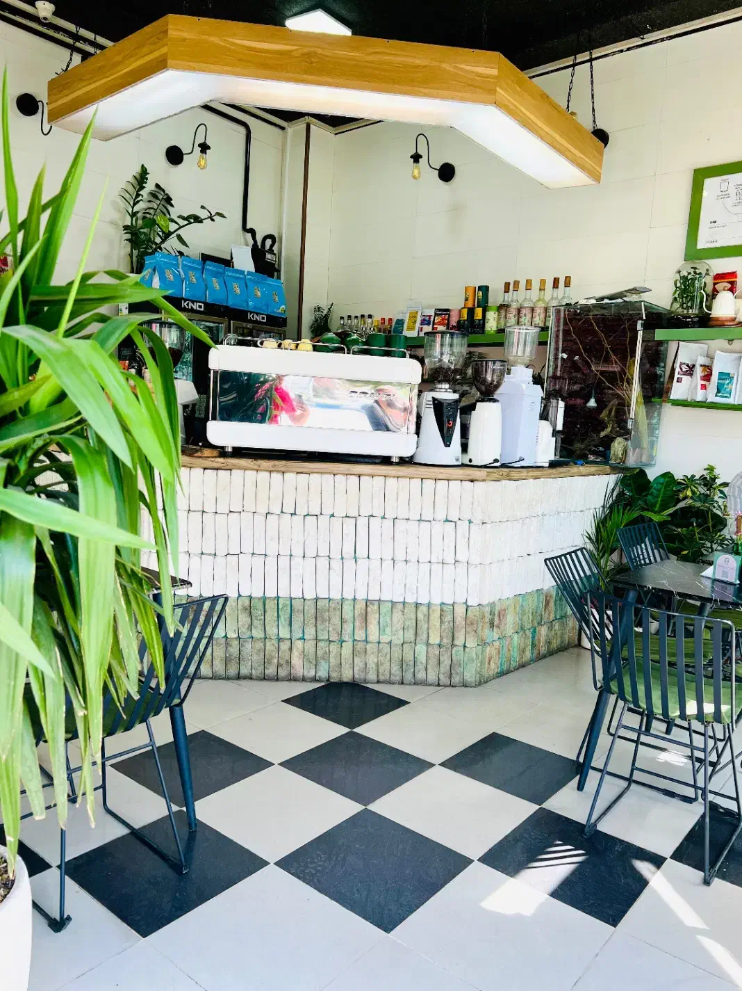 باریستا/کار آموز/کافه پوند|استخدام خدمات فروشگاه و رستوران|اندیشه, اندیشه فاز ۱|دیوار