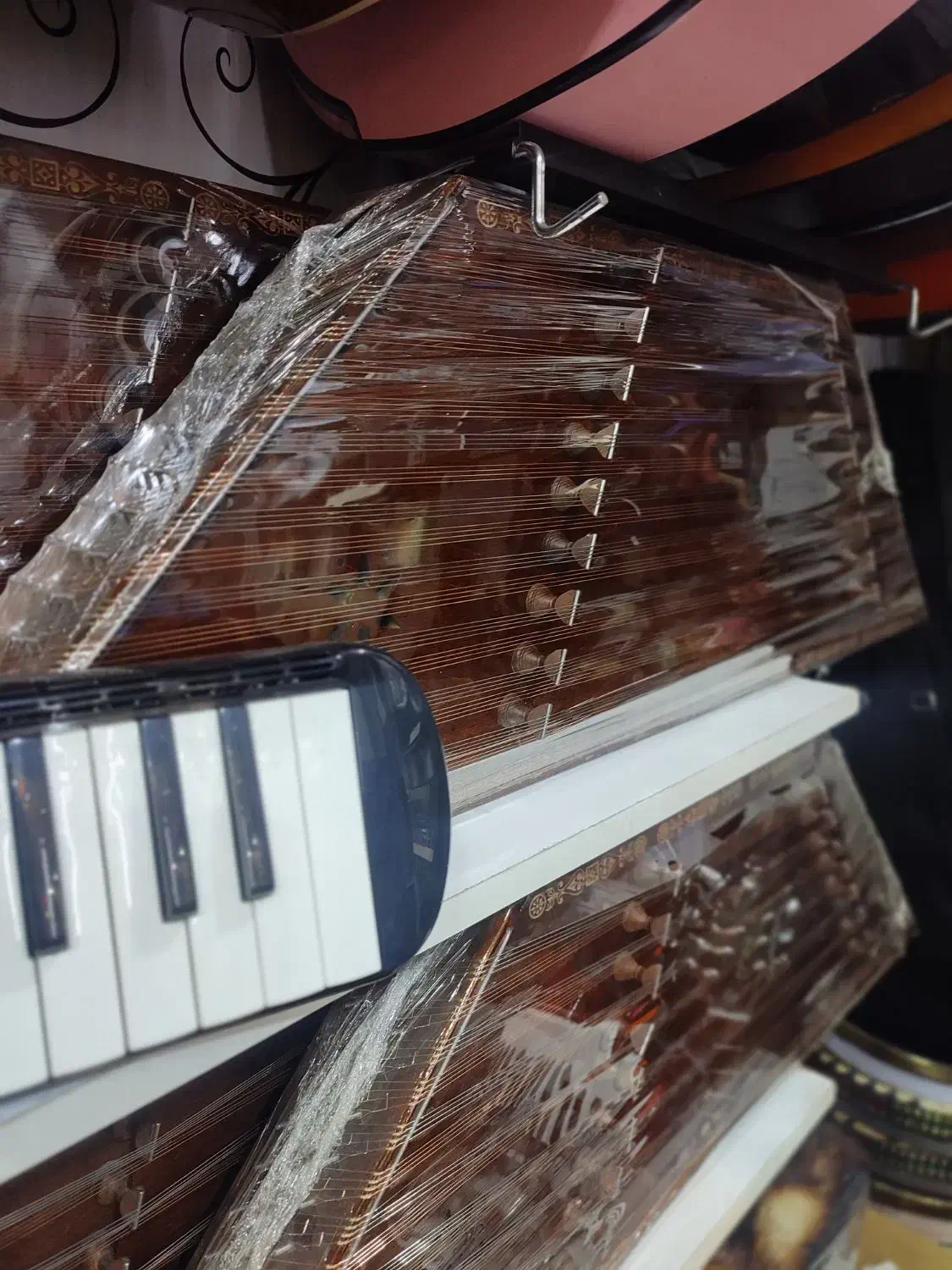 انواع سنتور های ویژه (سروری)|سازهای سنتی|اردبیل, |دیوار