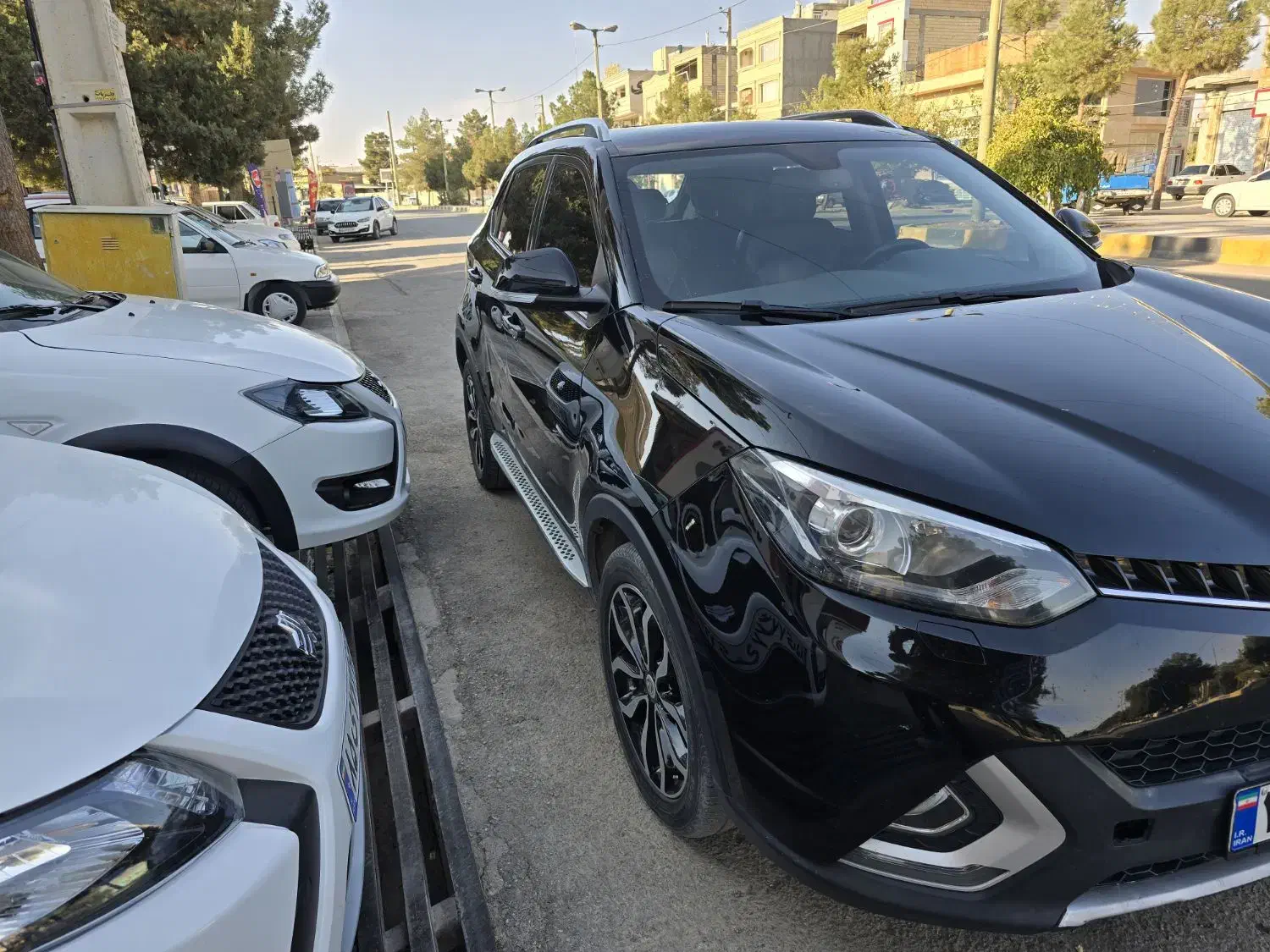 فروشی|خودرو سواری و وانت|بیضا, |دیوار