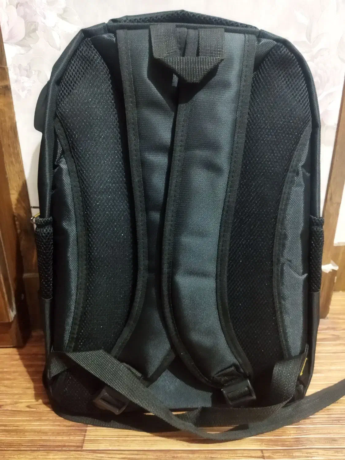 کیف نوی نو داخل پلاستیک|کیف، کفش، کمربند|اصفهان, باغ فدک|دیوار