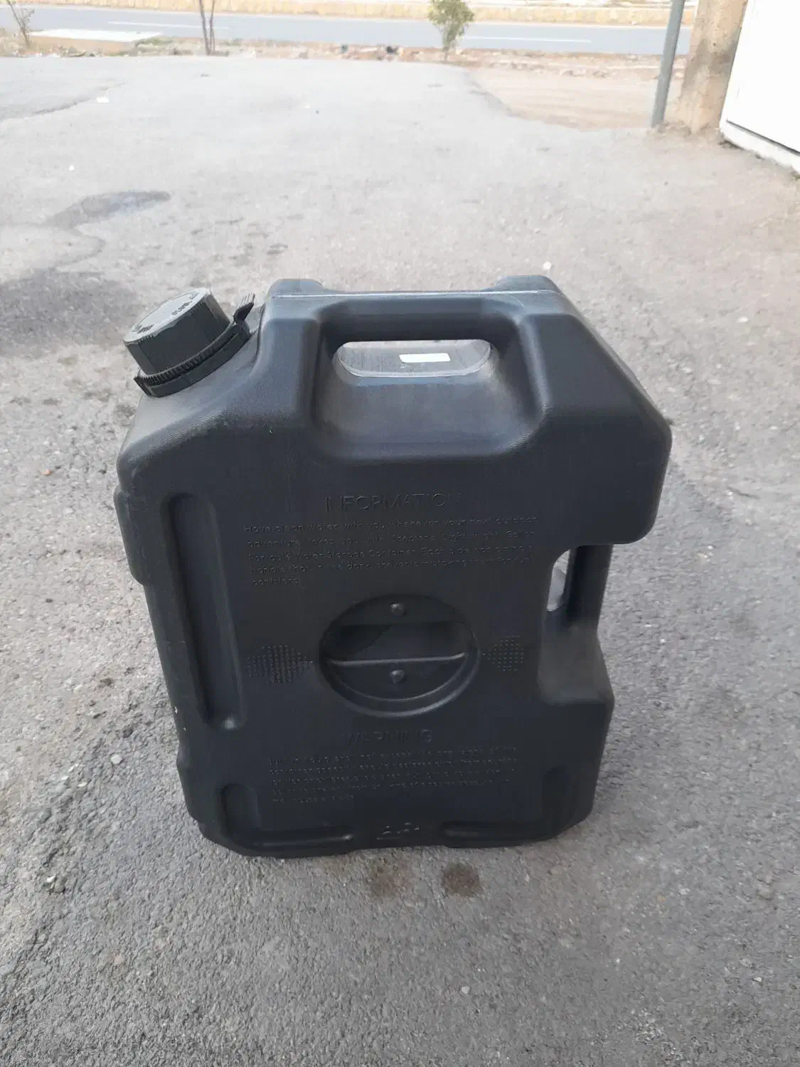 گالن افرودی ۲۰و۱۰و۵لیتری افرودی|ظروف نگهدارنده، پلاستیکی، یک‌بارمصرف|شیراز, حجت آباد|دیوار