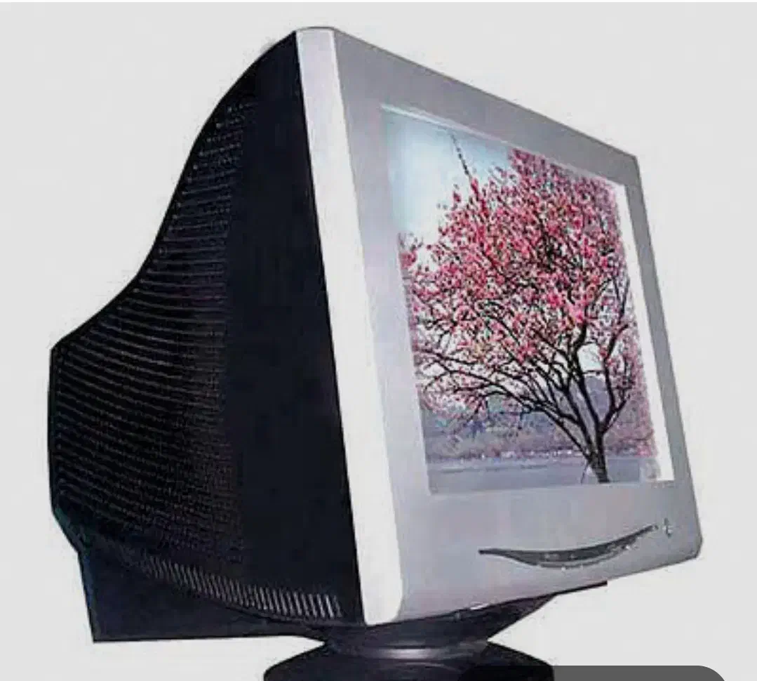 کامپیوتر|رایانه رومیزی|بروجرد, |دیوار