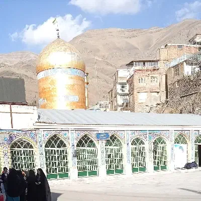 شاه‌عبدالعظیم|تور و چارتر|قم, قلعه کامکار|دیوار