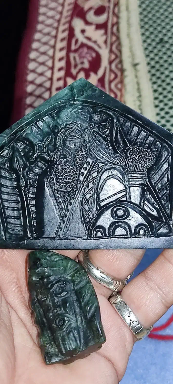 فروش مجسمه یشم دست تراش|مجسمه، تندیس، ماکت|بجنورد, |دیوار