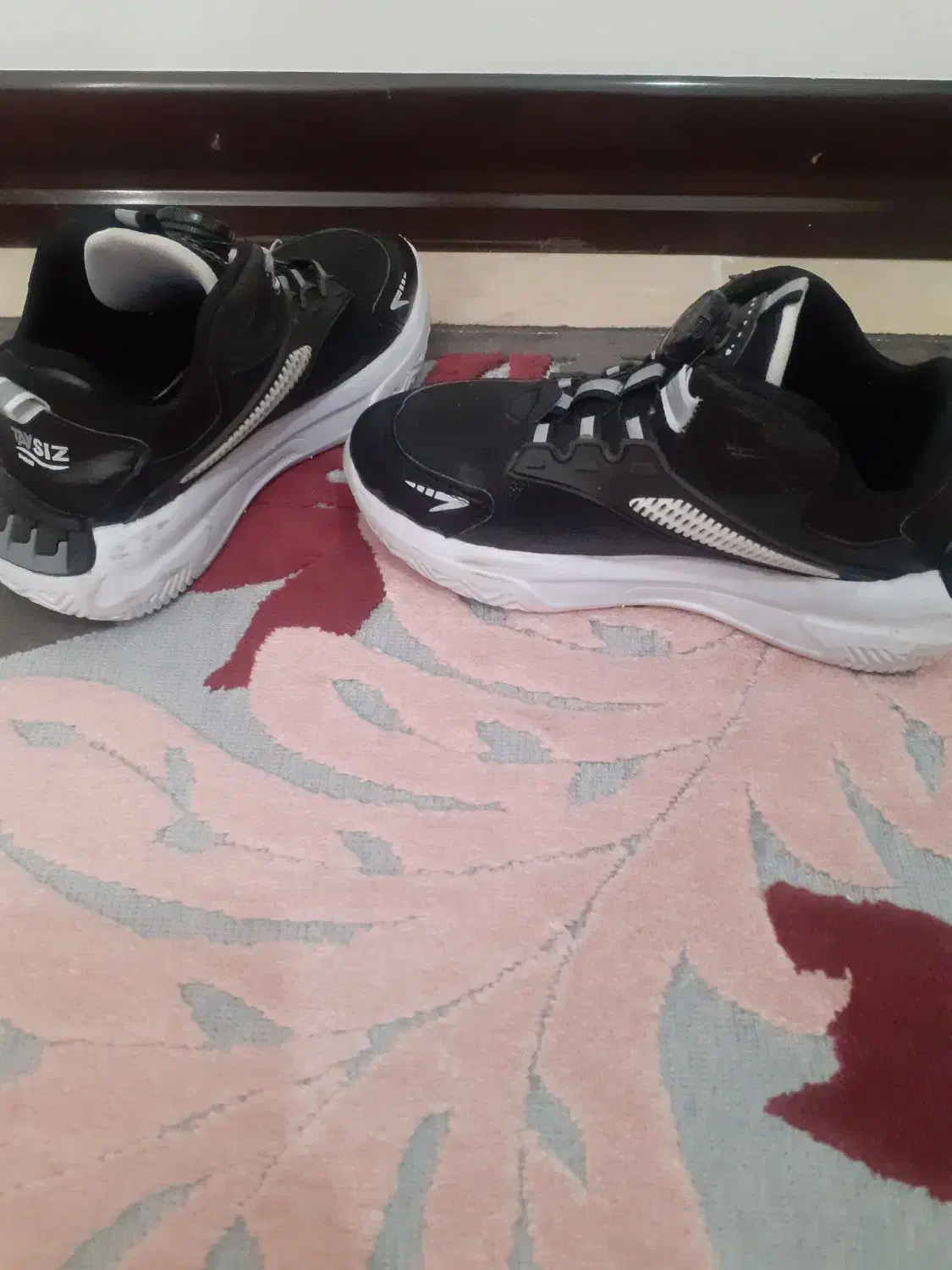 فروش کتونی دخترانه نو|کیف، کفش، کمربند|گلپایگان, |دیوار