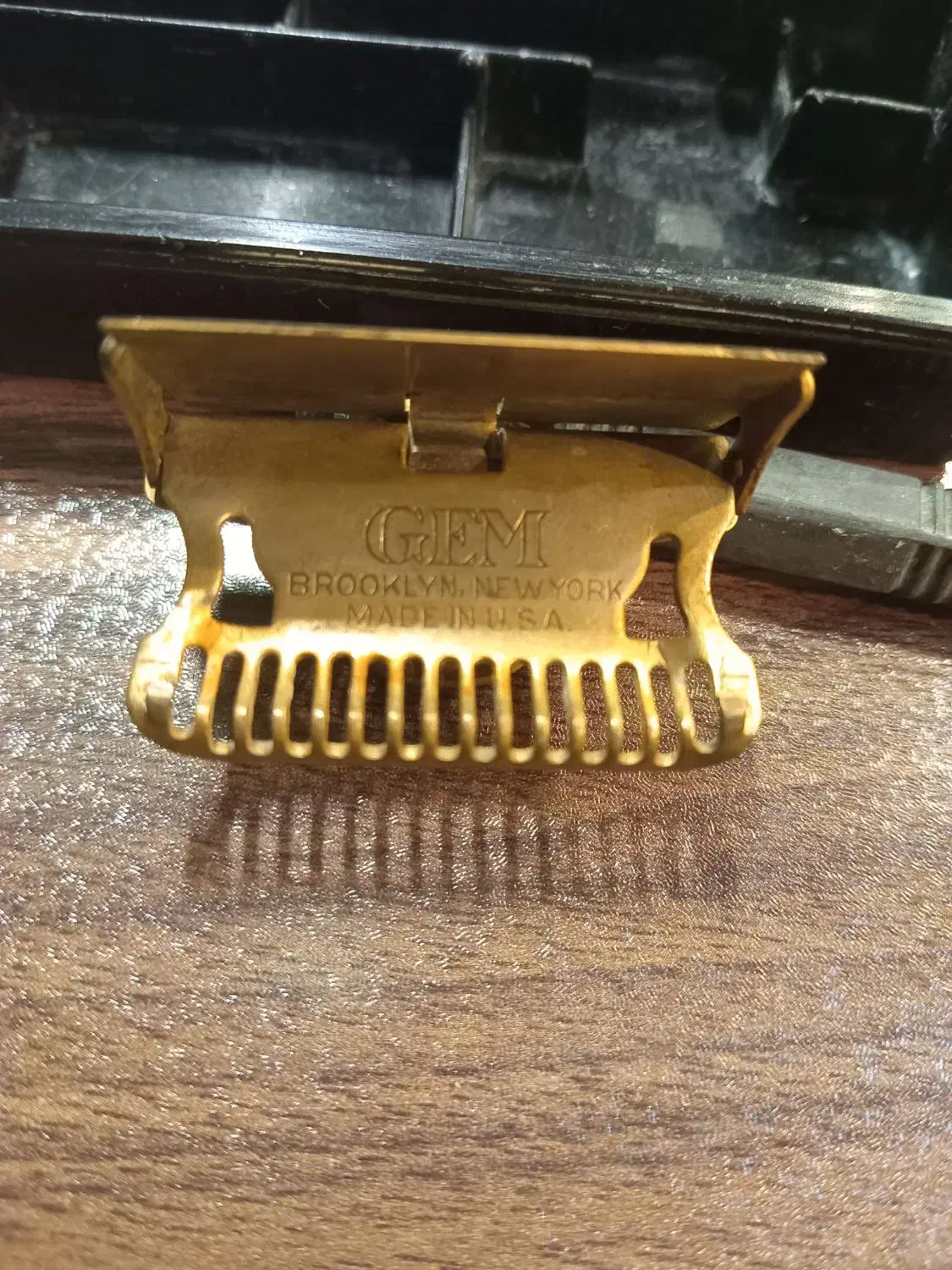 ماشین صورت تراشی عتیقه|کلکسیون اشیاء عتیقه|اصفهان, شاهزاده ابراهیم|دیوار