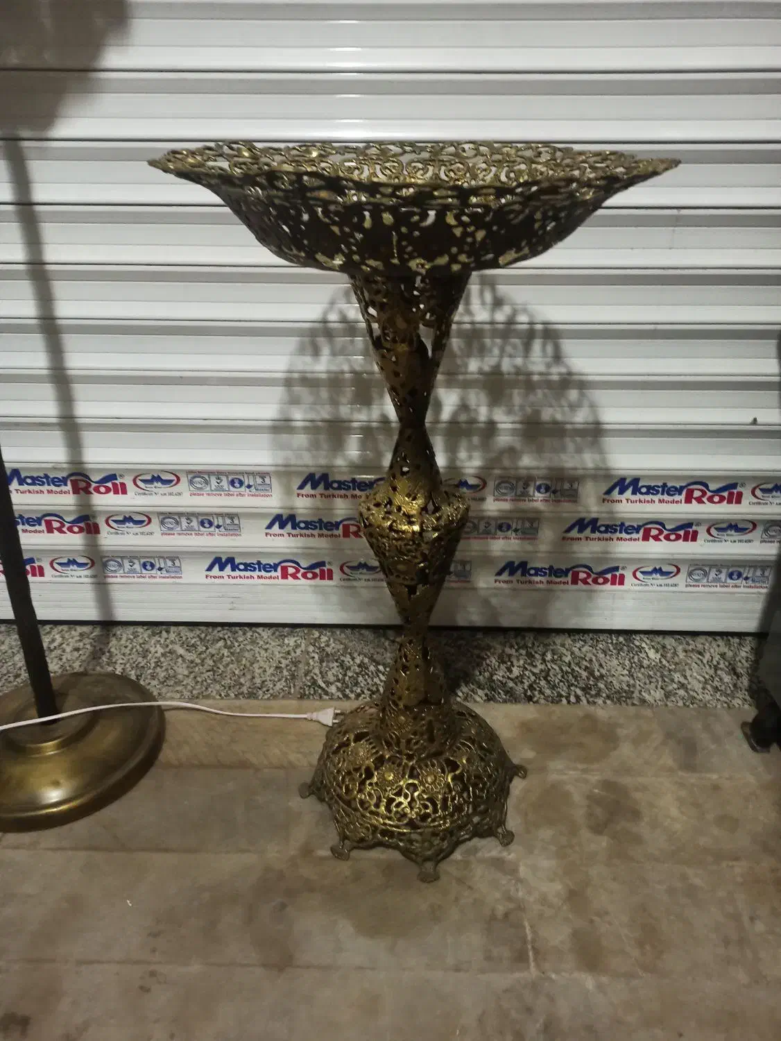 اواژور  میوه خوری جا دستمال سطل اشغال برنز لوستر|لوستر و چراغ آویز|قم, علی آباد سعدگان|دیوار