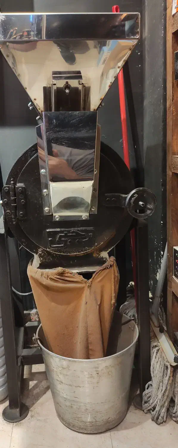 آسیاب رجبی|خردکن، آسیاب، غذاساز|زنجان, |دیوار