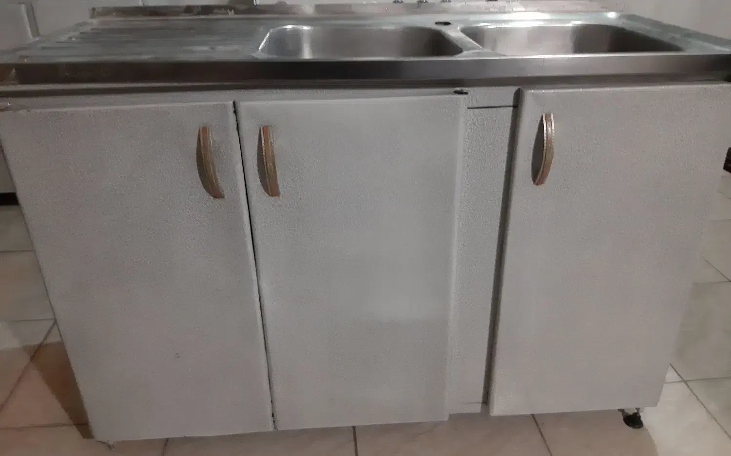 کابینت سینگ وگاز|آب‌چکان و نظم‌دهنده ظروف|سنندج, |دیوار