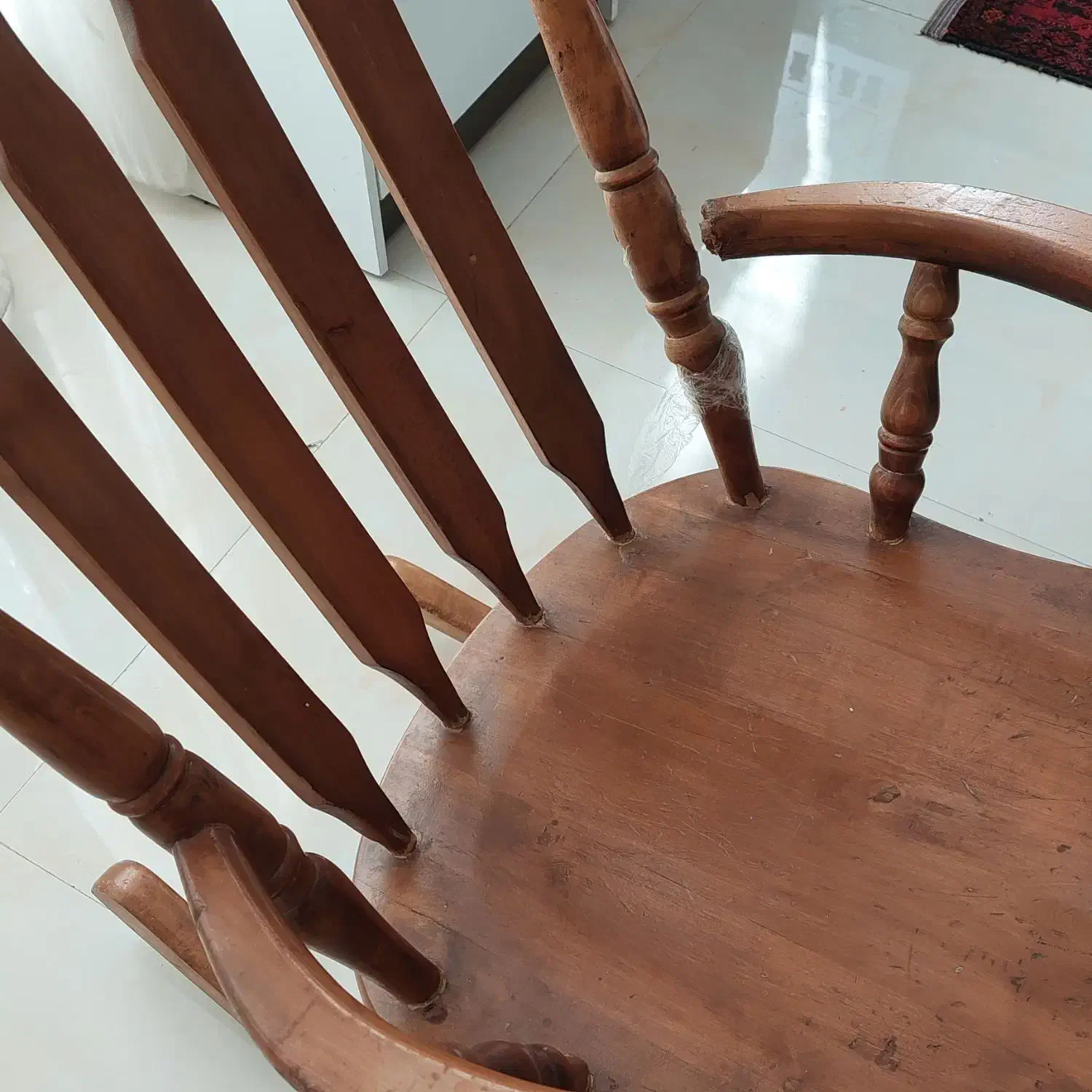 میز قاشق چنگال.جالباسی.صندلی راک .همه ۱۱۰۰۰۰|صندلی و نیمکت|مشهد, عامل|دیوار