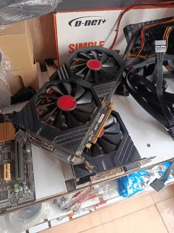 کارت گرافیک 8 گیگ Xfx 580 DDR5|قطعات و لوازم جانبی رایانه|ارومیه, |دیوار