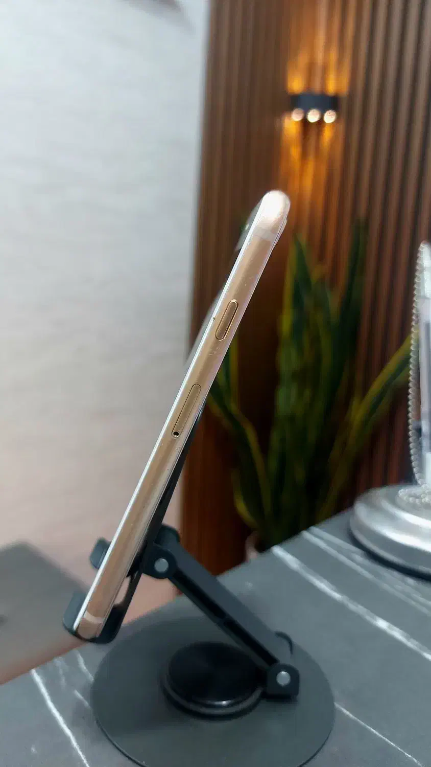 iphone 8|موبایل|کاشان, فاز ۱ ناجی آباد|دیوار