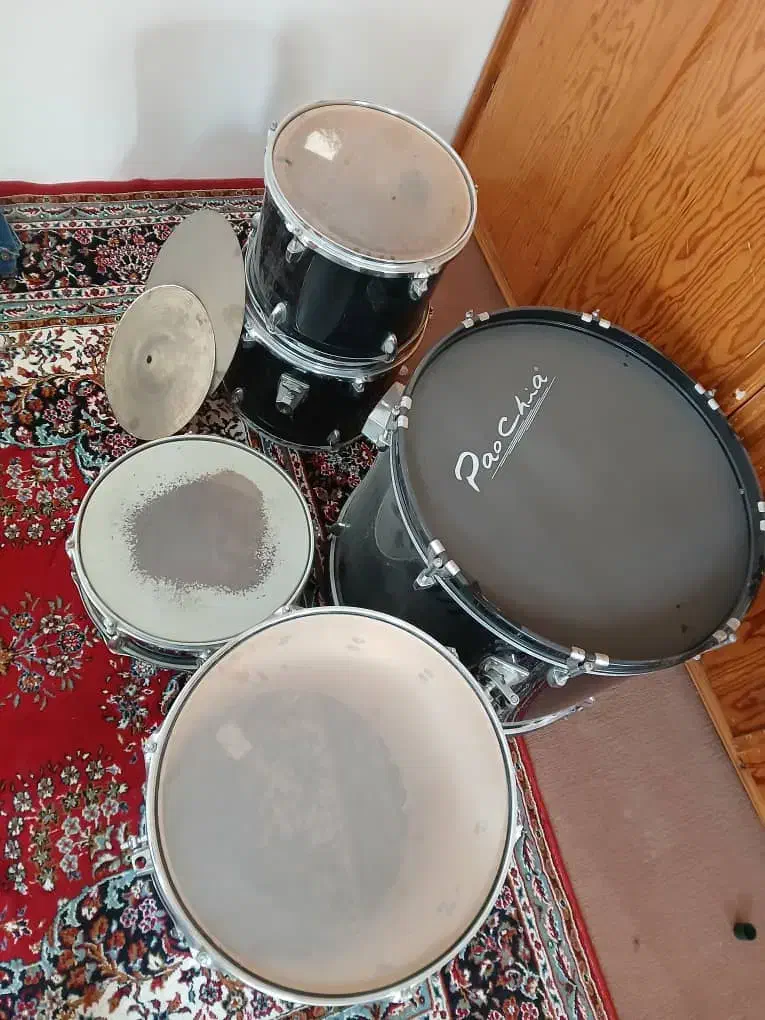 درام|درام و پرکاشن|گنبد کاووس, |دیوار