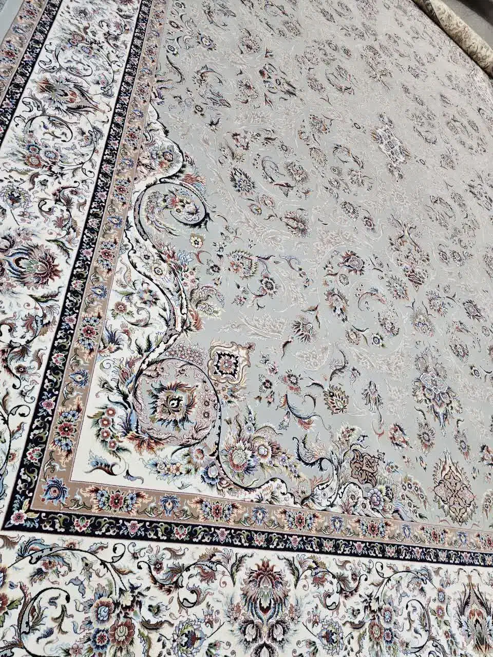 فرش ۱۲۰۰ شانه ارزان|فرش|قم, دروازه کاشان|دیوار