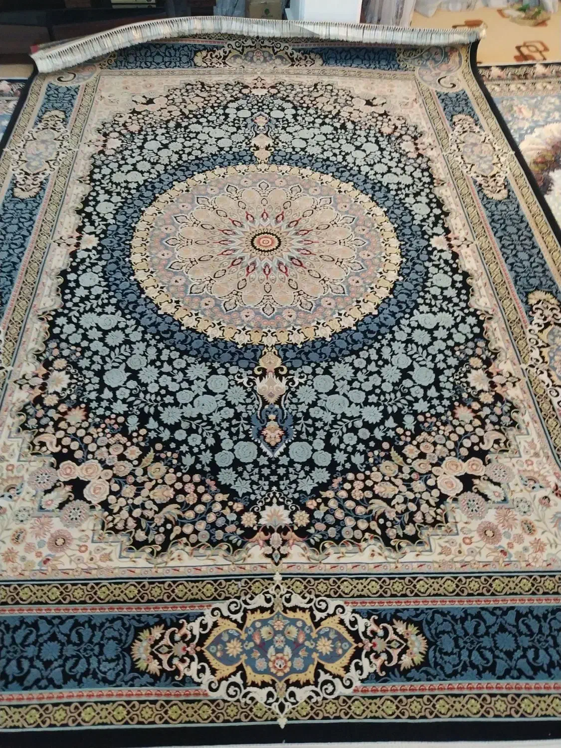 3تخته 9متری گلبرجسته 1000شانه تراکم 3000|فرش|نورآباد, |دیوار