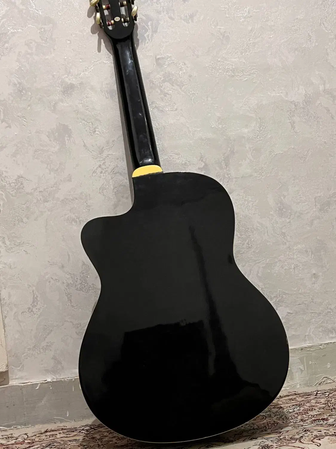 گیتار manuel elmundo|گیتار، بیس، امپلیفایر|فردیس, فردیس|دیوار