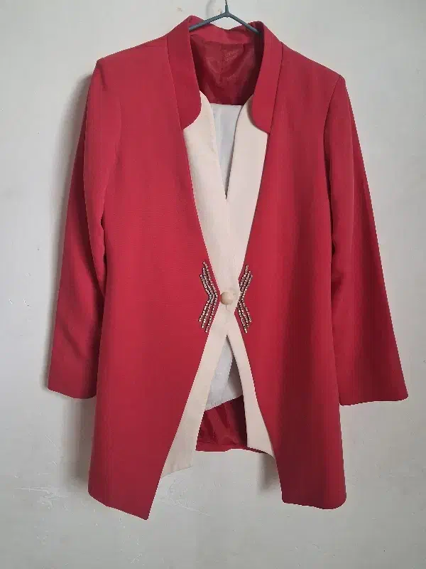 کت قرمز یلدایی سایز 38 و 40|لباس|خرمآباد, |دیوار