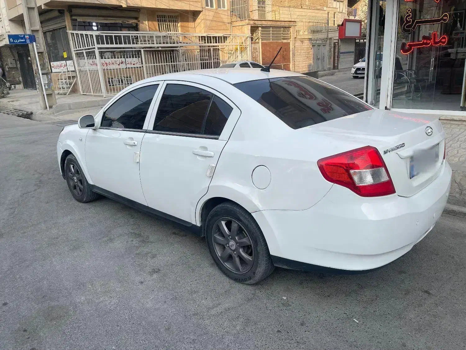 ام وی ام ۵۵۰|خودرو سواری و وانت|گلستان (تهران), |دیوار