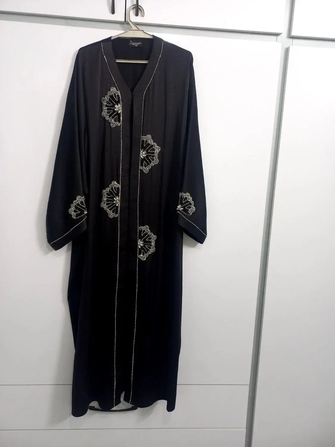 دو عدد عبای مجلسی نو|لباس|مشهد, شهید قربانی|دیوار