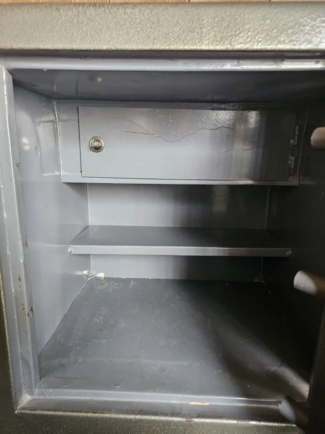 گاوصندوق کاوه|فعالیت داوطلبانه|پاکدشت, پاکدشت (مامازند)|دیوار