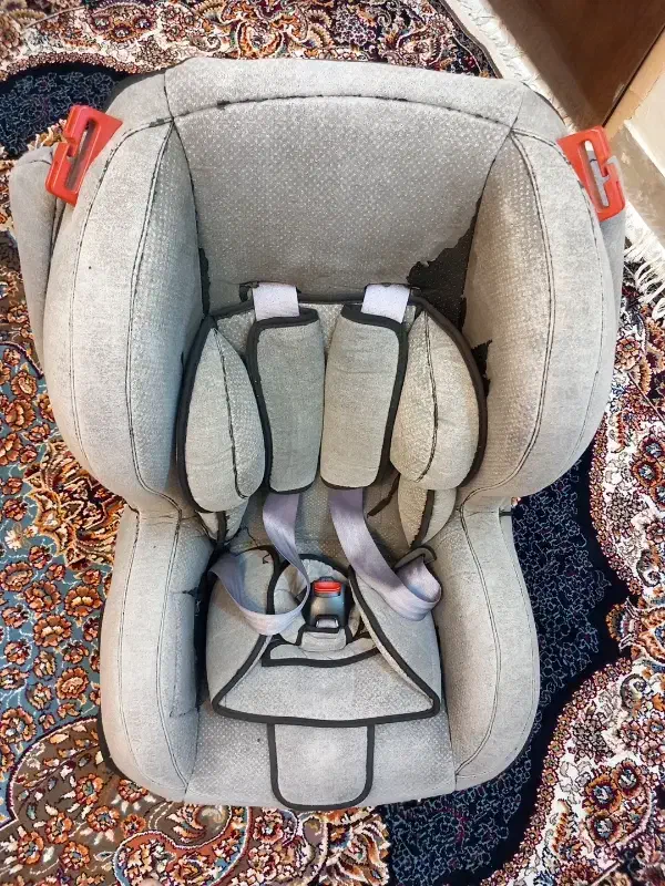 صندلی ماشین کودک|تخت و صندلی بچه|تهران, مقدم|دیوار