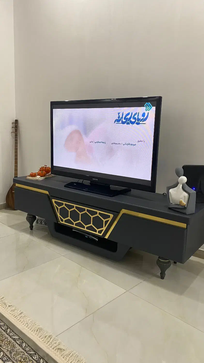میز tv شرکتی|میز تلویزیون|رشت, رشتیان|دیوار