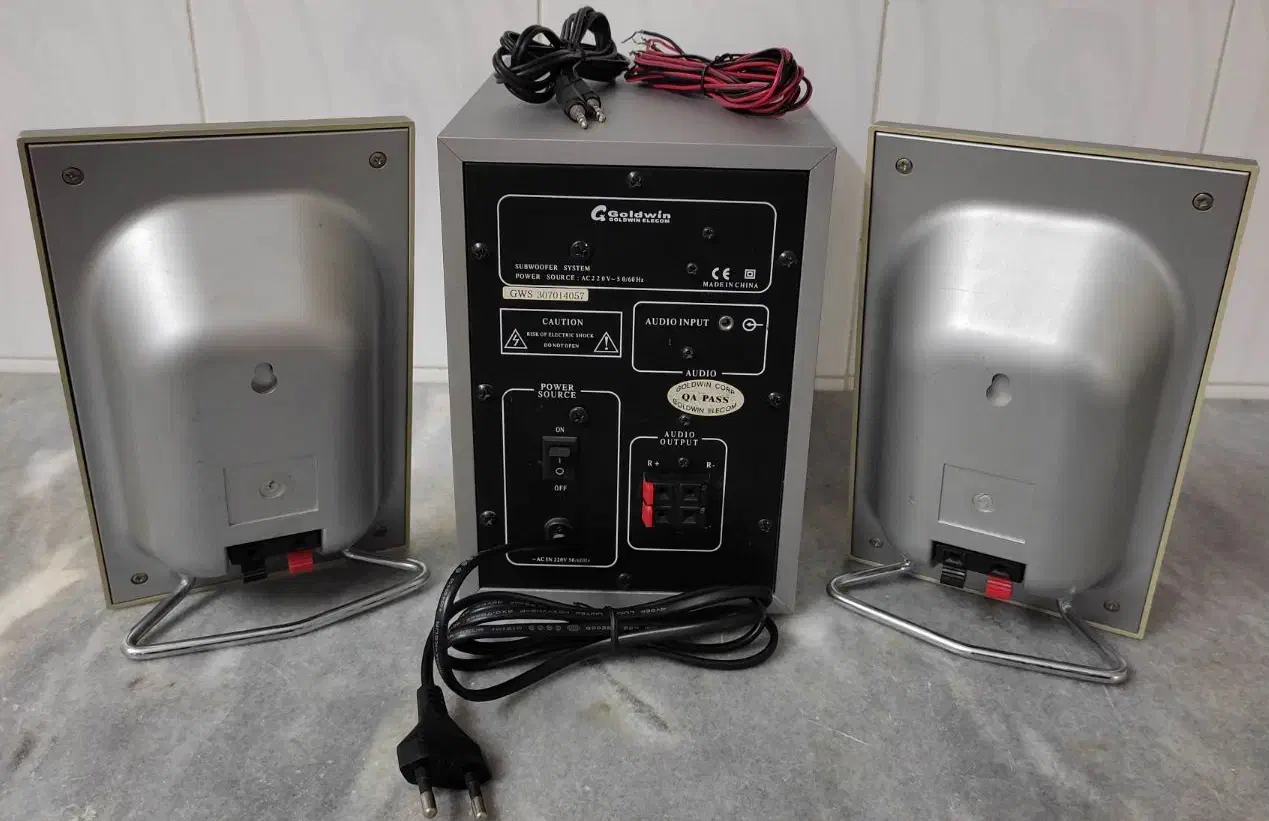 بلندگو ، اسپیکر ، speaker|قطعات و لوازم جانبی رایانه|کاشان, راوند|دیوار