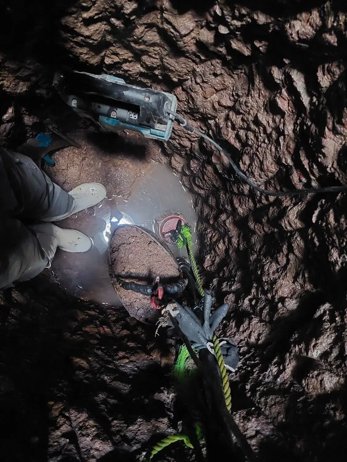 چاه کن|خدمات پیشه و مهارت|کوهسار (البرز), |دیوار