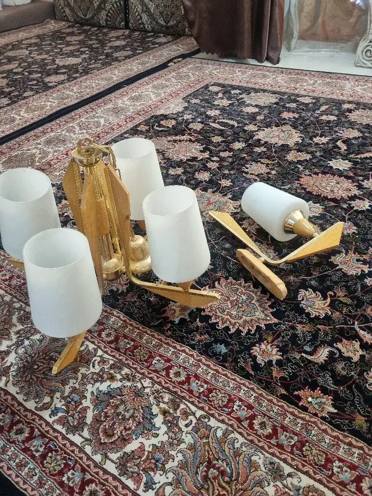 لوستر کاملا سالم در حد نو با ست لامپ|لوستر و چراغ آویز|کرج, خرمدشت|دیوار