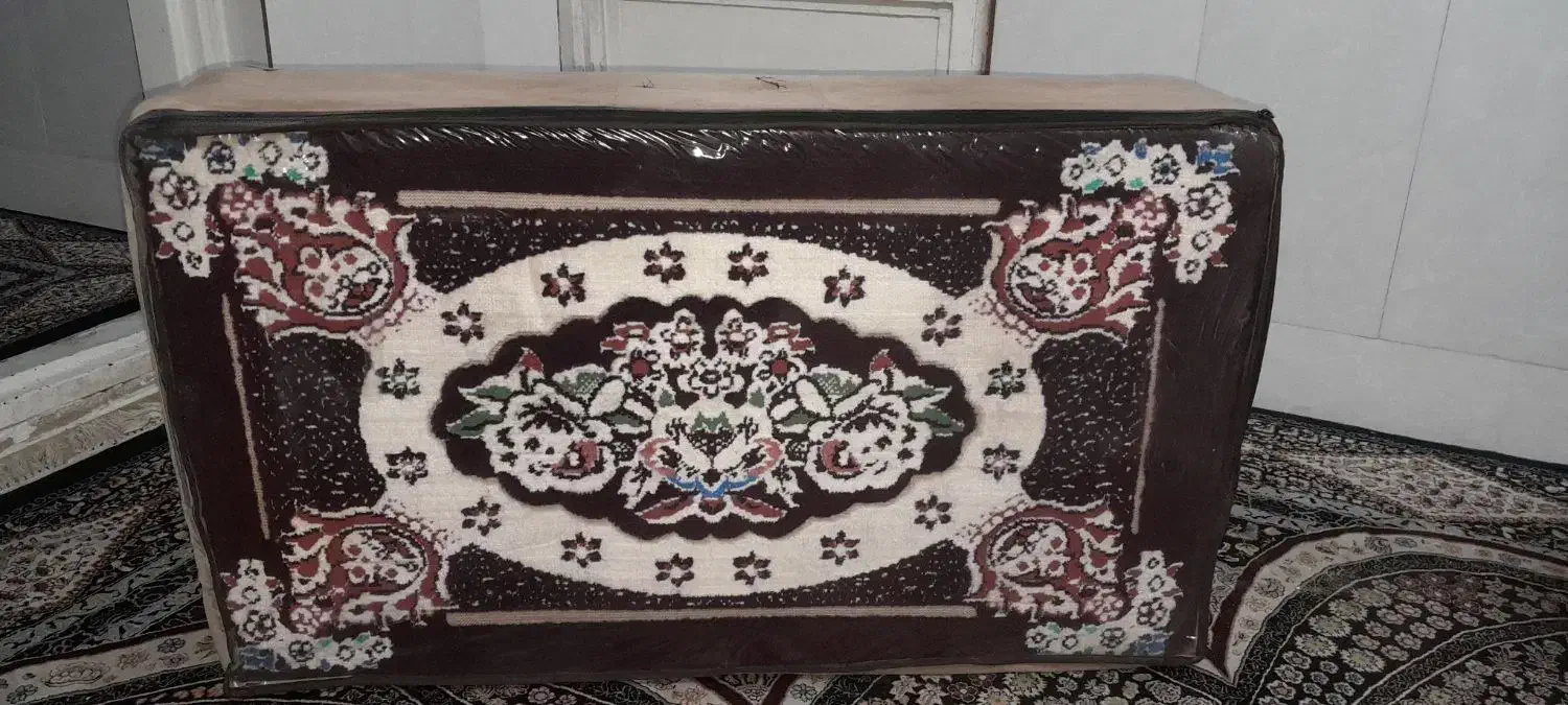 پشتی ۱ جفت|پشتی|قم, نیروگاه|دیوار