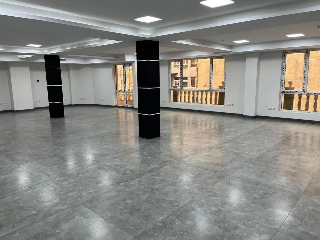 بر ظفر ۱۷۰ متر سند اداری/تاپ لوکیشن/|اجارهٔ دفتر کار، اتاق اداری، مطب|تهران, ظفر|دیوار