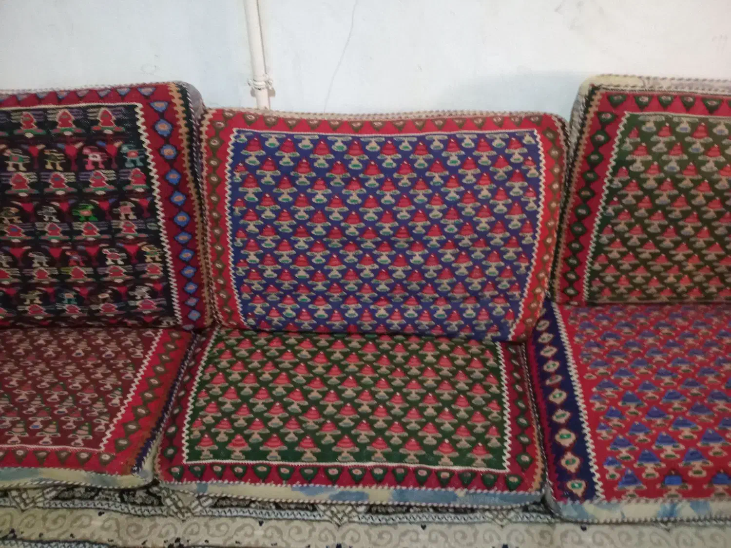 پشتی دست بافت|پشتی|سنندج, |دیوار