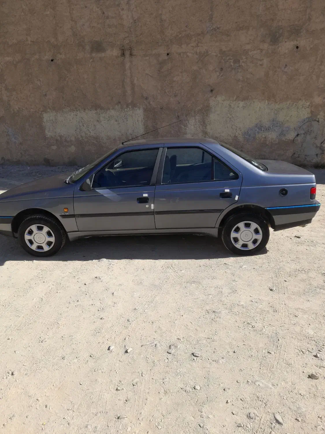 پژو ۴۰۵ مدل ۹۸دوگانه فابریک|خودرو سواری و وانت|اراک, |دیوار