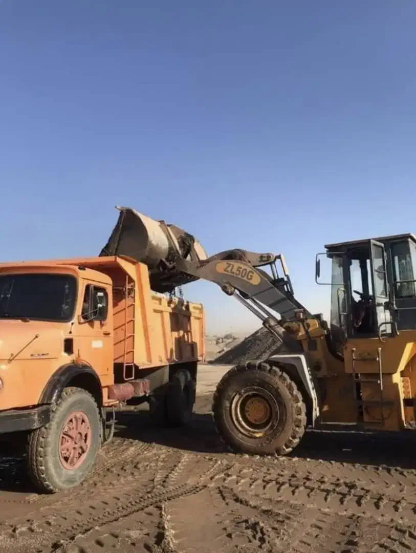 خاکبرداری وحمل نخاله بالودر وکمپرسی|خدمات حمل و نقل|زاهدان, |دیوار