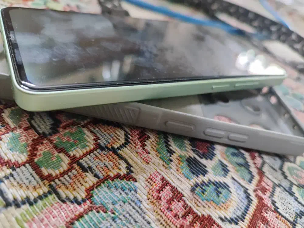 گوشی شیائومی نوت13 ۵۱۲ رم ۸ 4g|موبایل|اصفهان, درب کوشک|دیوار