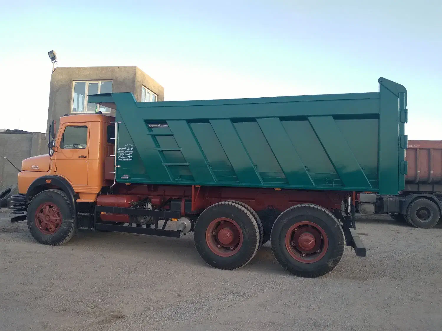 حمل بار کمپرسی جفت شن نخودی آجر و..|خدمات حمل و نقل|مشهد, رباط طرق|دیوار