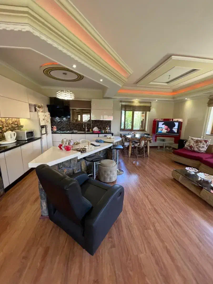 اجاره ویلا ۳۰۰ متری با بهترین ویو|اجارهٔ خانه و ویلا|شمشک, |دیوار