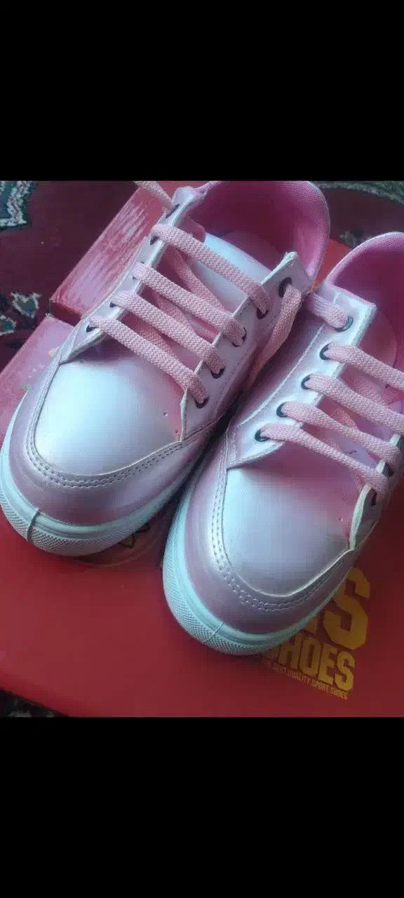 کفش اسپرت دخترانه پسرانه|کیف، کفش، کمربند|فردوس (خراسان), |دیوار