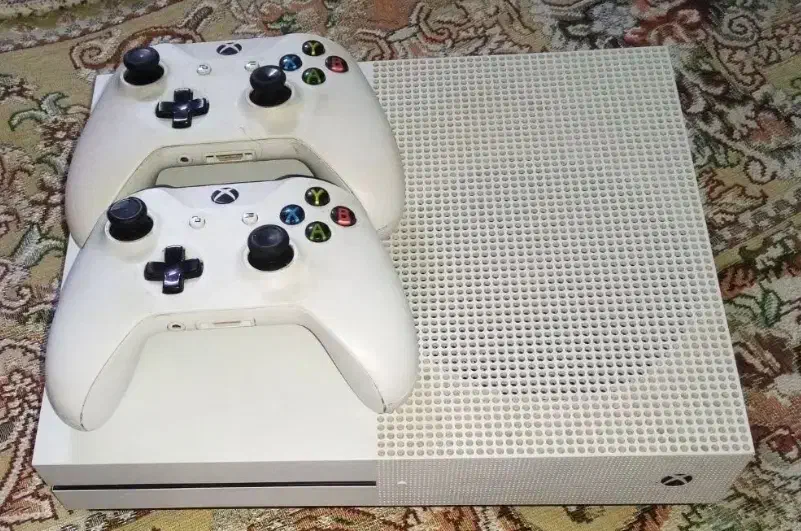 xbox one s 1tb دیسک خور|کنسول، بازی ویدئویی و آنلاین|اهواز, زیتون کارمندی|دیوار