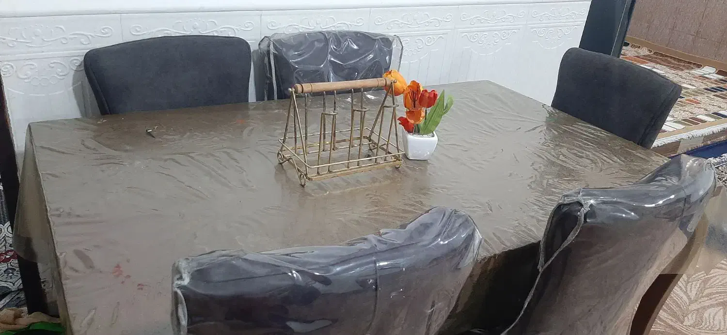 میز غذا خوری|میز و صندلی غذاخوری|بندر ماهشهر, |دیوار