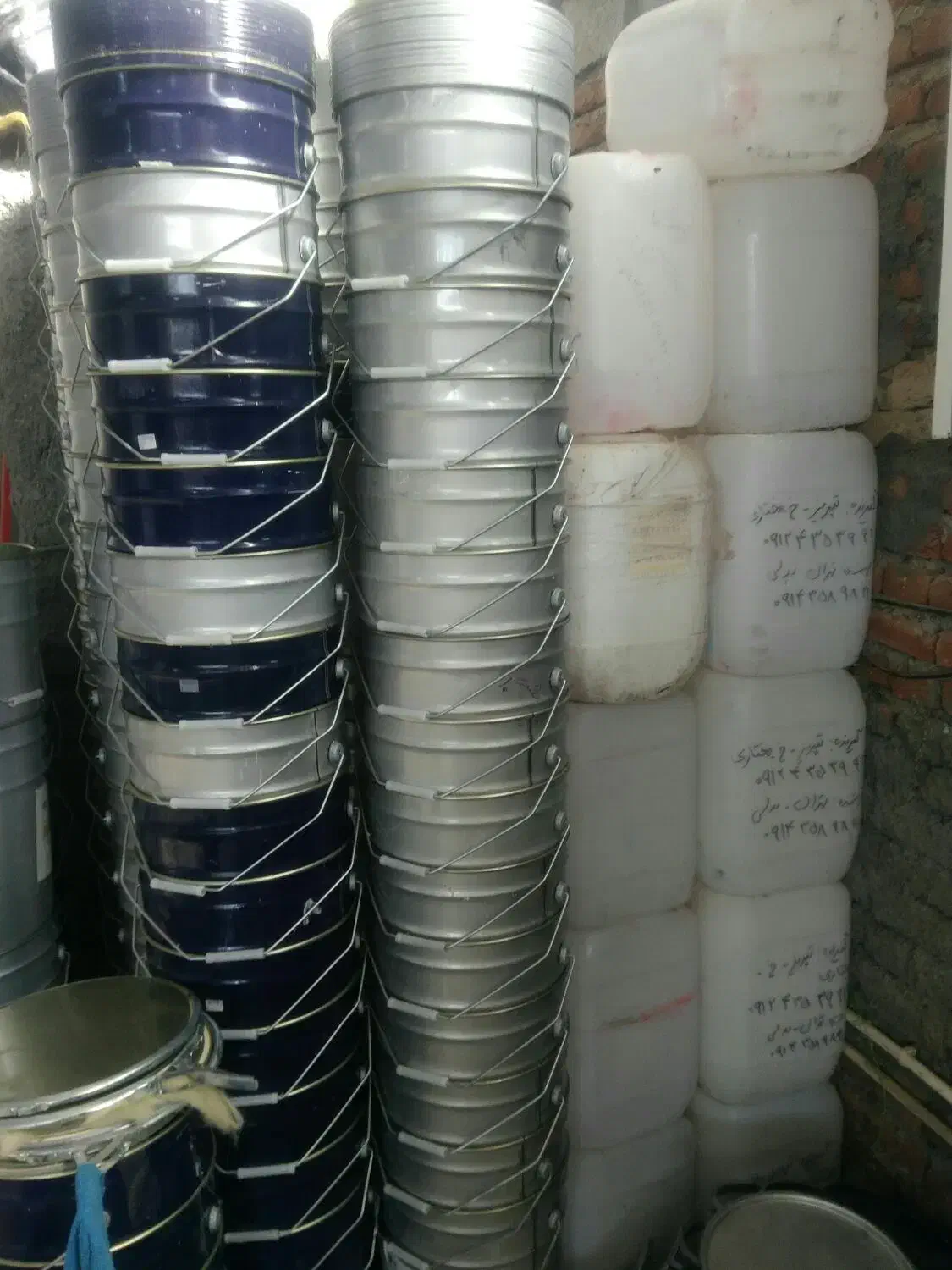 سطل و گالن ۲۰ لیتری|ظروف نگهدارنده، پلاستیکی، یکبارمصرف|تبریز, |دیوار