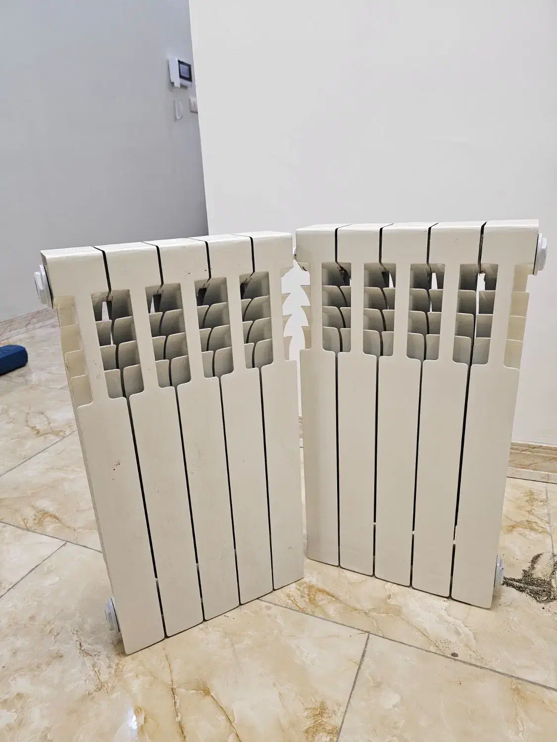 رادیوتور پنج پره ایران رادیاتور|آبگرمکن، پکیج، شوفاژ|آستانه اشرفیه, |دیوار