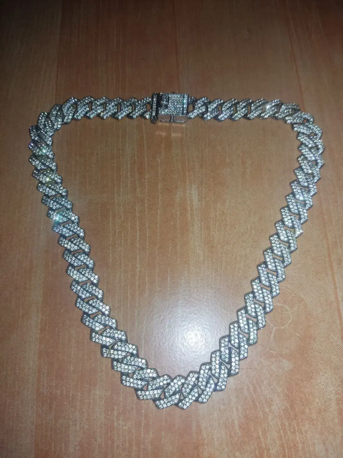 گردنبند کارتیر نگین دار|بدلیجات|رشت, سعدی (تختی)|دیوار