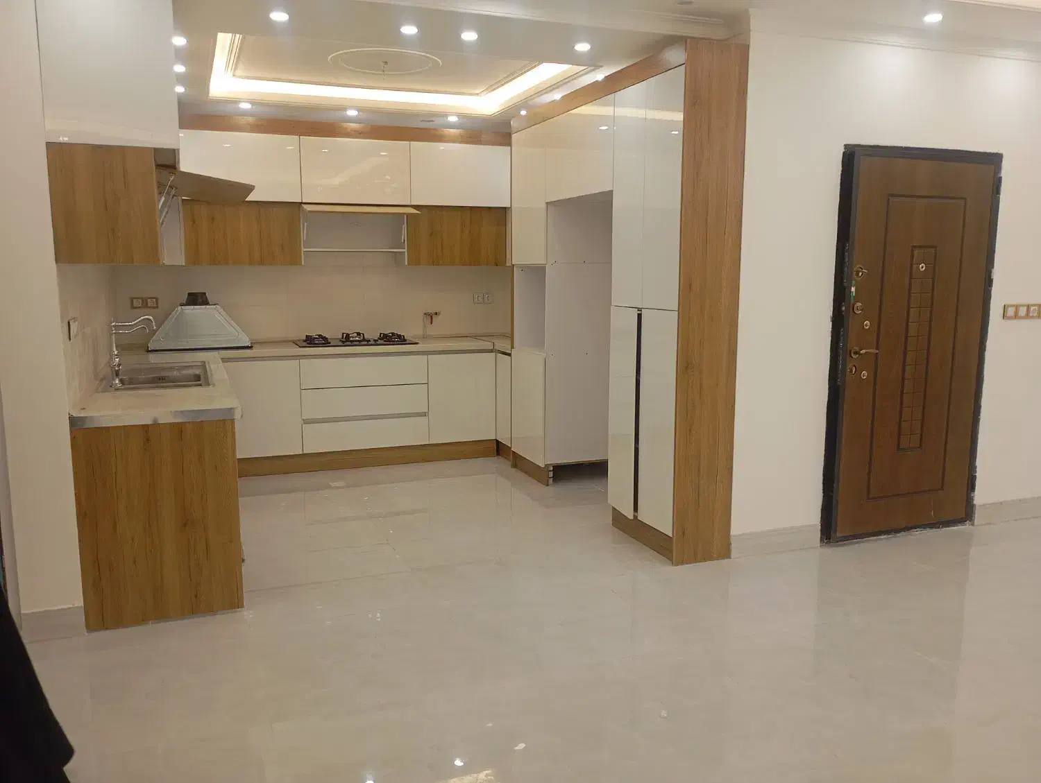 طبقه دو هزاره طلا|فروش آپارتمان|قم, پردیسان|دیوار