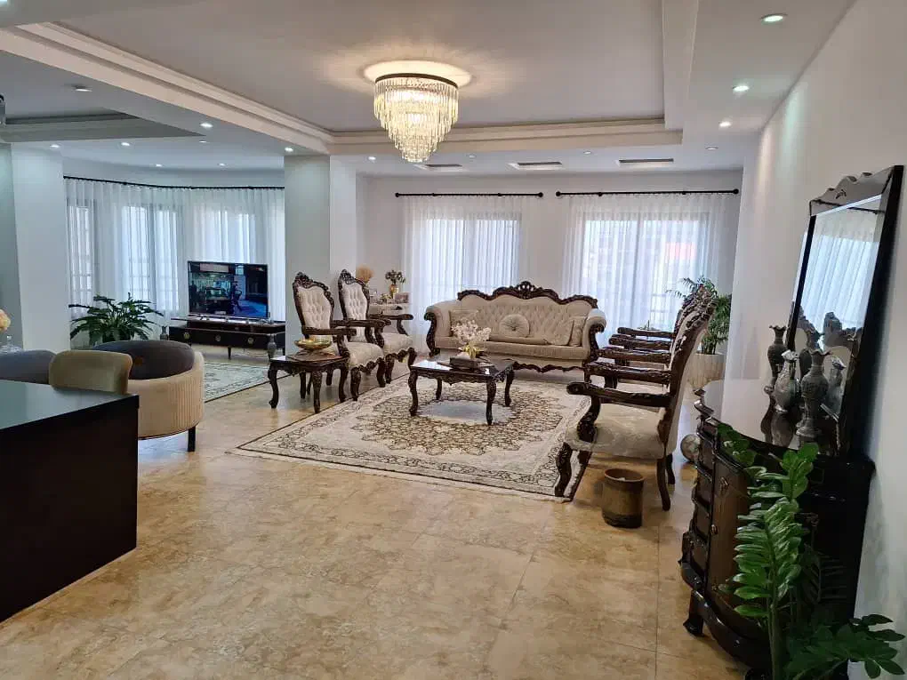 ۱۸۰ متر بلوار شیرودی ۳ خواب + مطبخ / کد ۱۸۳۰۴|اجارهٔ آپارتمان|تنکابن, |دیوار