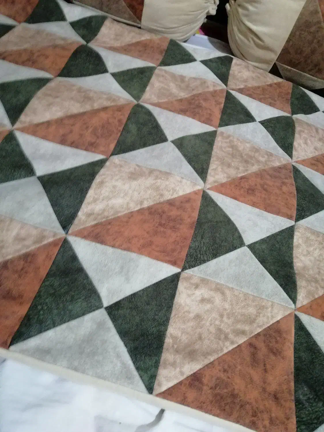 روبالشتی گرد و تشکچه|رختخواب، بالش، پتو|مشهد, رده|دیوار