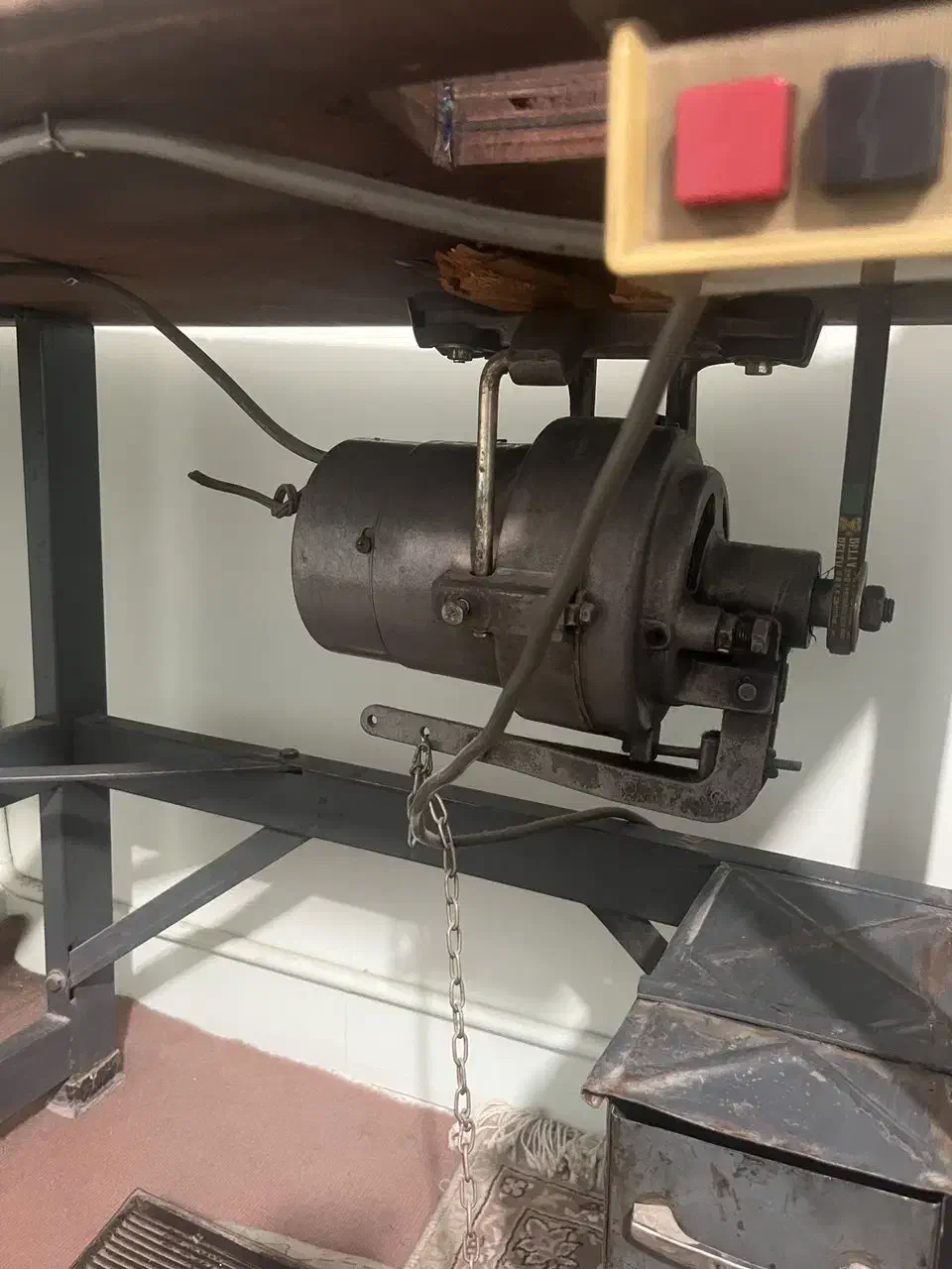 چرخ سردوز یاماتو ژاپن|چرخ خیاطی و ریسندگی|اسلامشهر, شهرک توحید|دیوار